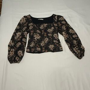 Abercrombie & Fitch - Women’s - Black Floral Blouse - XS